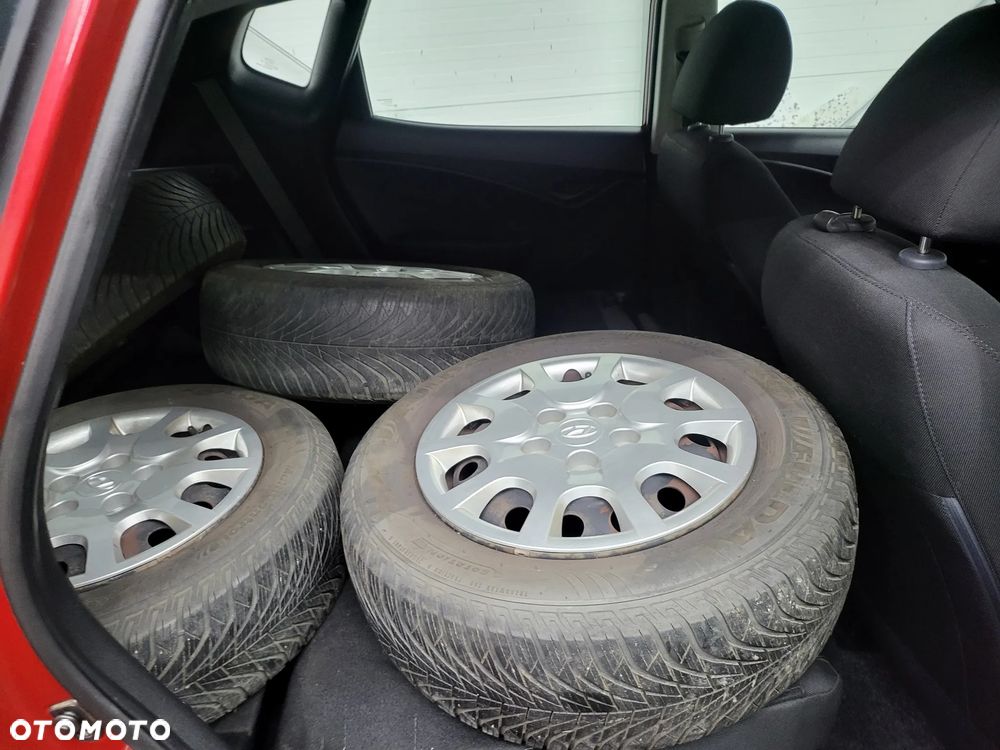 Hyundai ix20 1.4 Blue Classic - 17