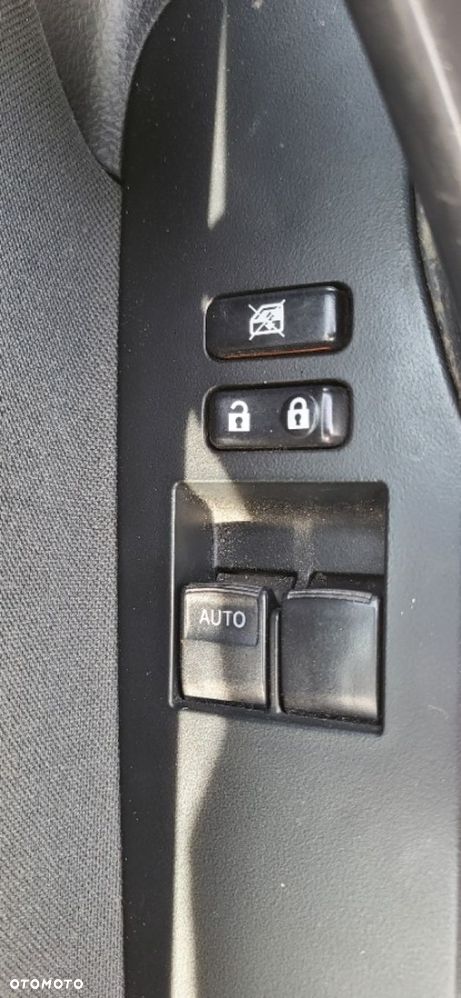 Toyota Auris - 12