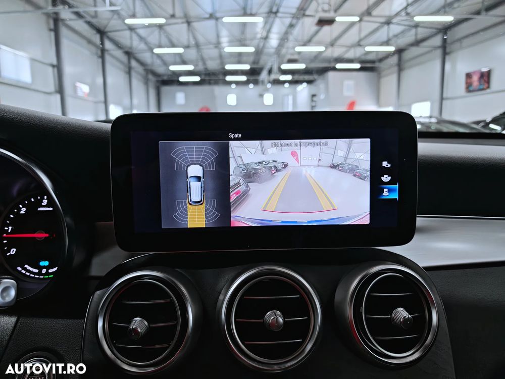 Mercedes-Benz GLC 300 de 4Matic 9G-TRONIC AMG Line - 12