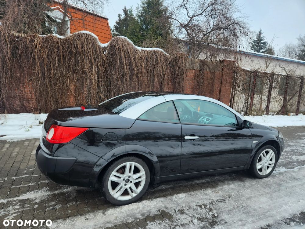 Renault Megane 2.0 Dynamique - 12
