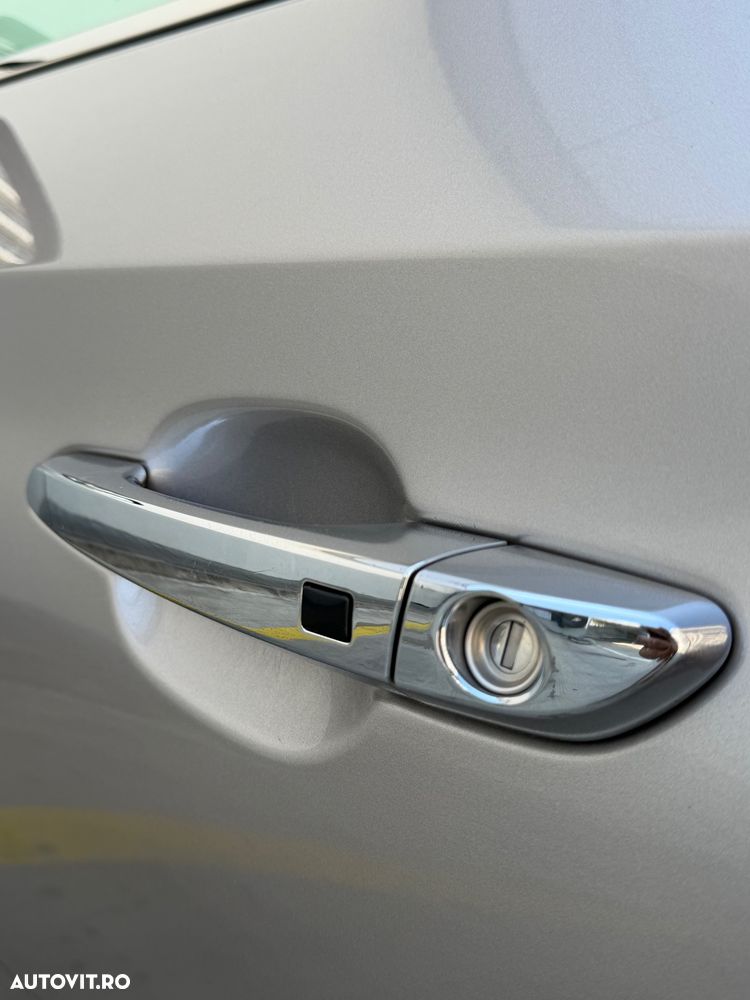 Hyundai Tucson 2.0 CRDI 4WD 8AT Premium - 19