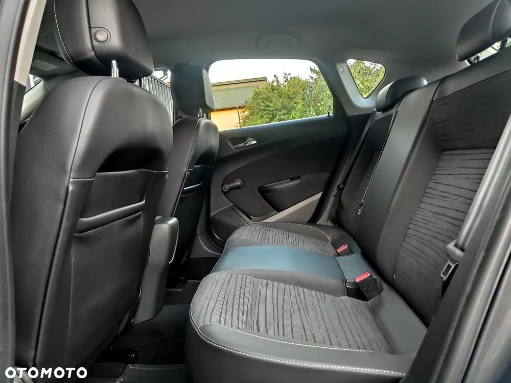 Opel Astra 1.4 T Essentia - 15