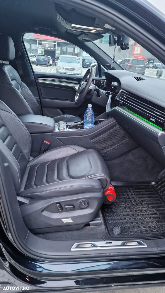 Volkswagen Touareg V6 TDI R-Style - 11