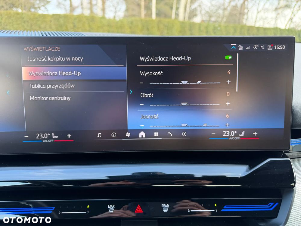 BMW Seria 5 ver-520d-xdrive-mhev-m-sport - 33