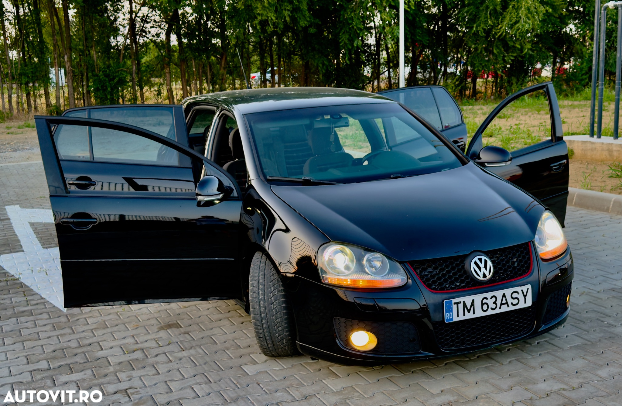 Volkswagen Golf 2.0 FSI GTI DSG - 4