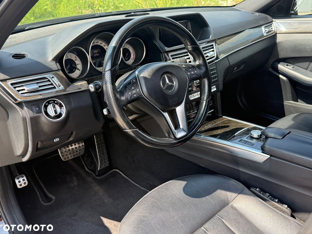 Mercedes-Benz Klasa E 250 CDI DPF BlueEFFICIENCY 7G-TRONIC Elegance - 15