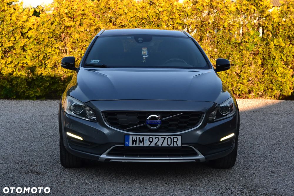 Volvo V60 Cross Country D4 Drive-E Momentum - 2