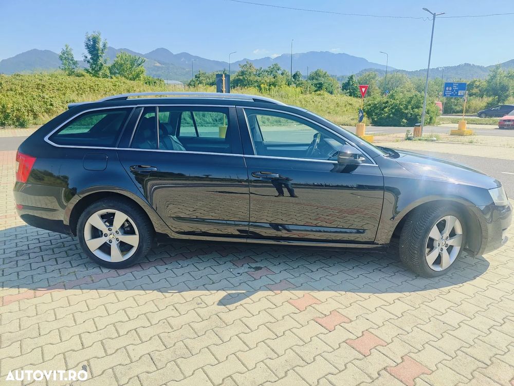 Skoda Octavia 1.6 TDI STYLE DSG - 21