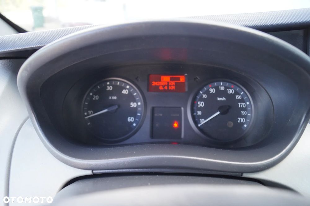Renault Trafic - 17