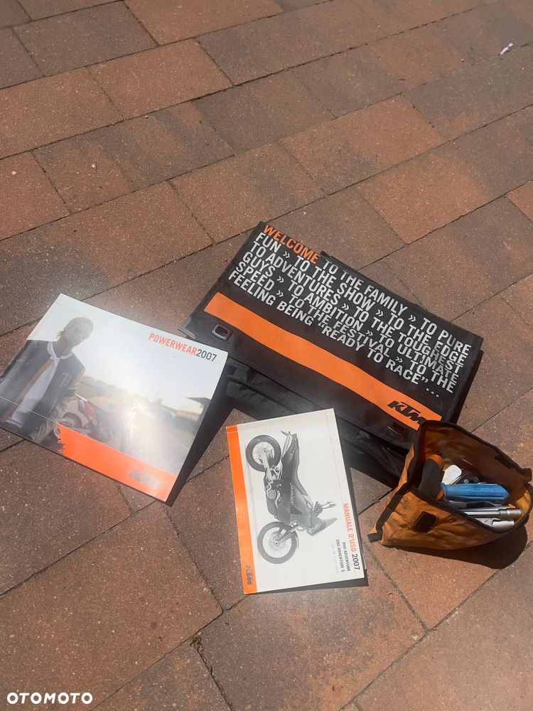 KTM Adventure - 12
