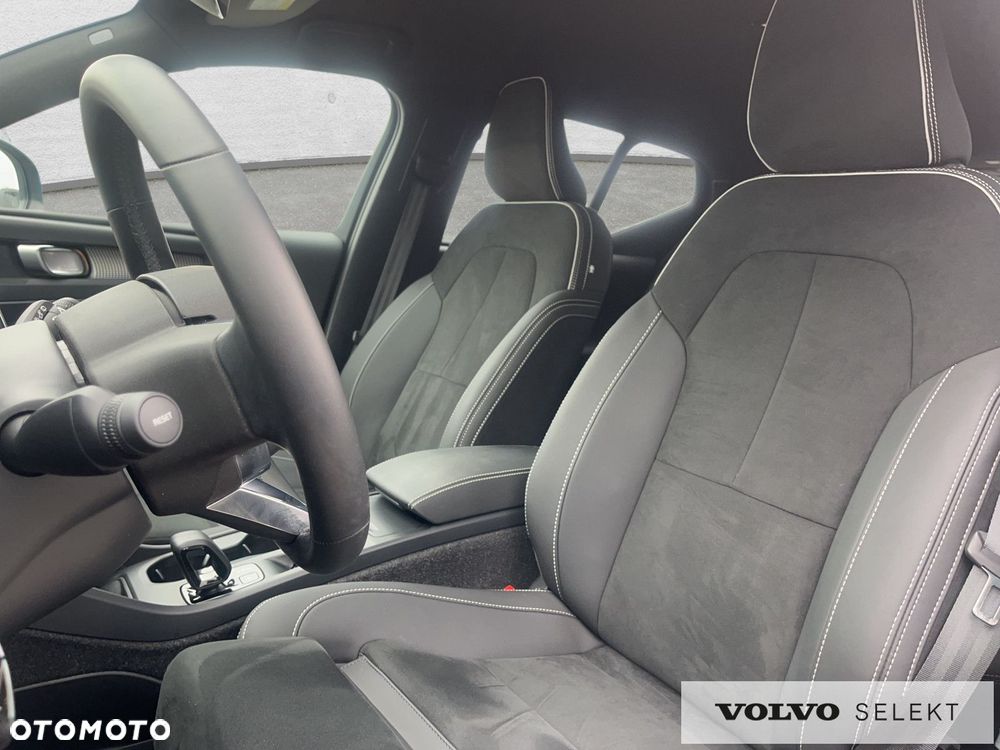Volvo XC 40 - 12