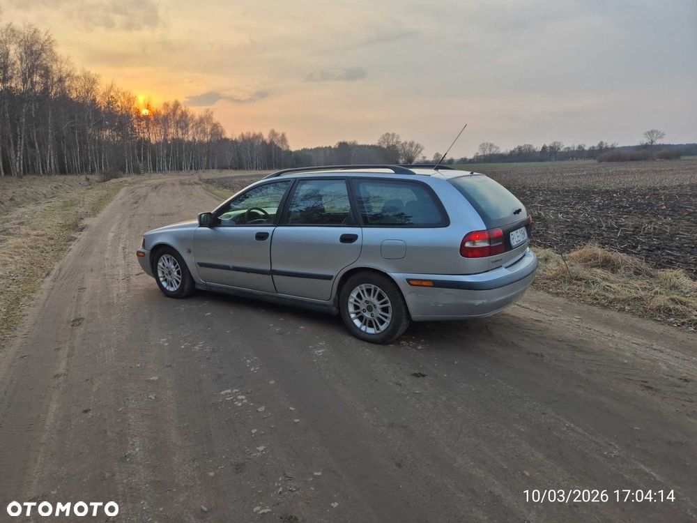 Volvo V40 - 2