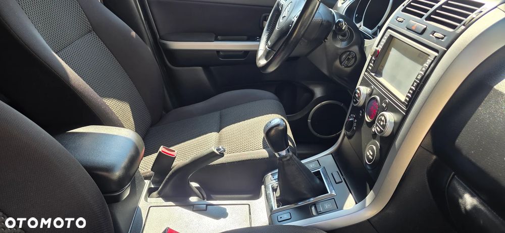 Suzuki Grand Vitara 1.9 DDiS - 12