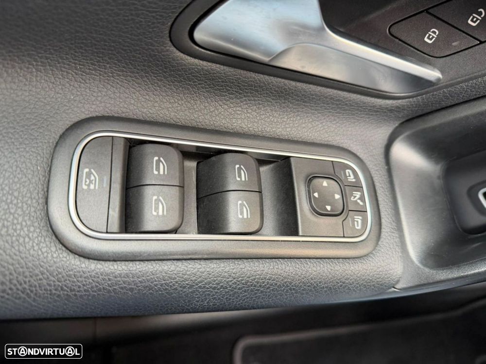 Mercedes-Benz CLA 180 - 37