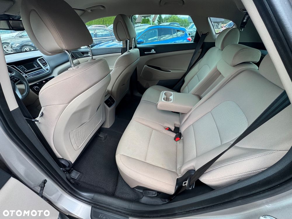 Hyundai Tucson blue 1.6 GDi 2WD Intro Edition - 18