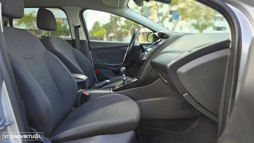 Ford Focus SW 1.5 TDCi Titanium - 15