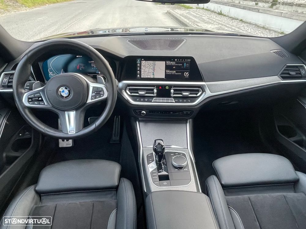 BMW 330 e Aut. M Sport - 21