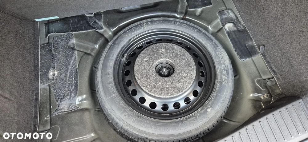Ford C-MAX 2.0 TDCi Start-Stop-System Titanium - 23