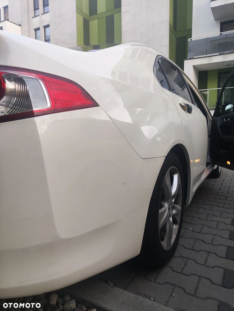 Honda Accord 2.0 Lifestyle - 11