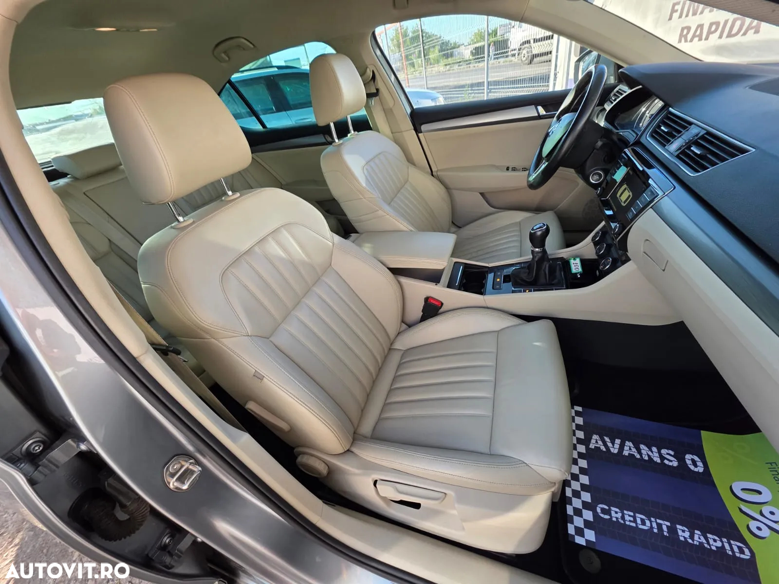 Skoda Superb 2.0 TDI Style - 9