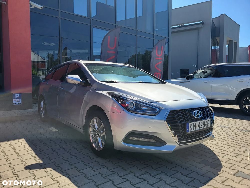 Hyundai i40 1.6 CRDi Comfort DCT - 3