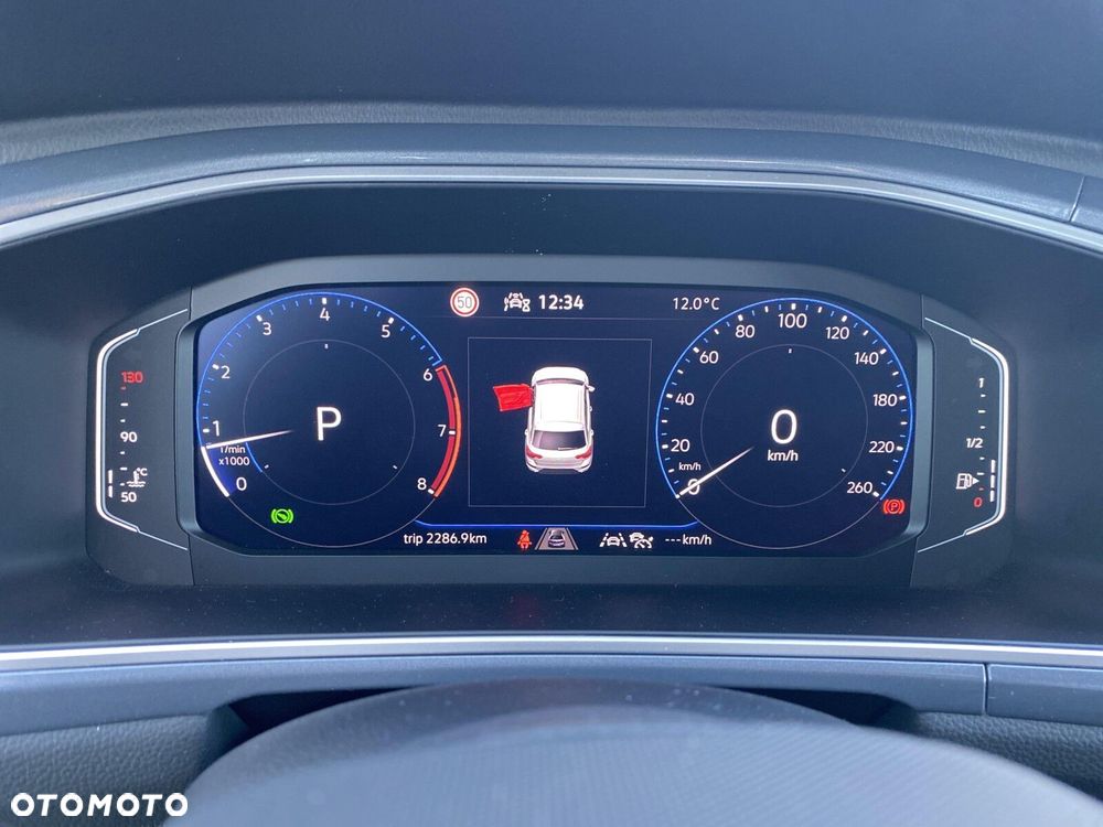 Volkswagen T-Roc - 14