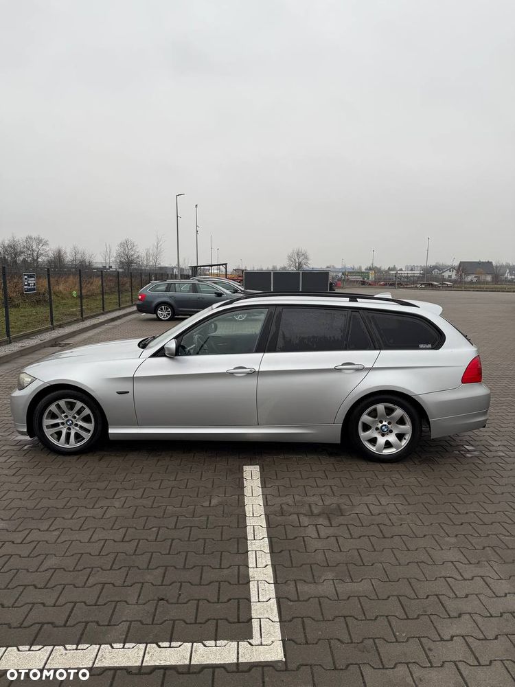 BMW Seria 3 - 21
