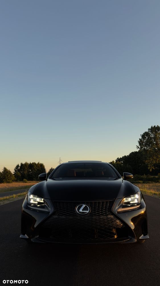 Lexus RC - 11