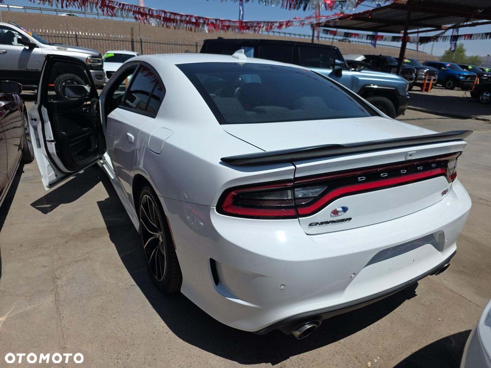 Dodge Charger 6.4 Scat Pack - 2