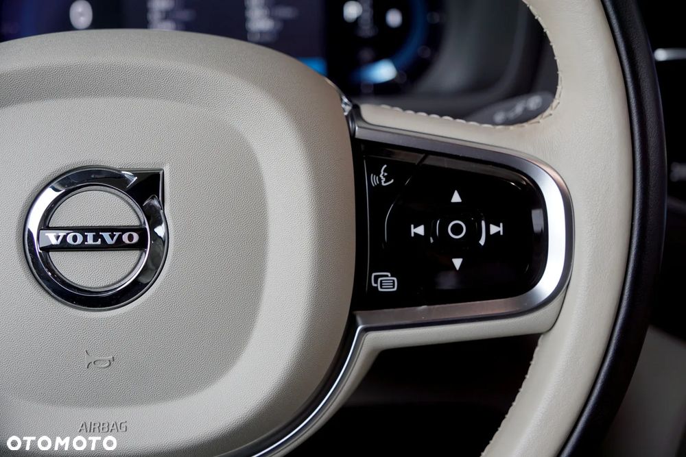 Volvo XC 90 B5 D AWD Inscription 7os - 33