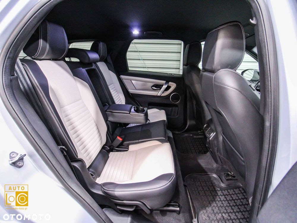 Land Rover Discovery Sport 2.0 D200 mHEV Dynamic HSE - 11