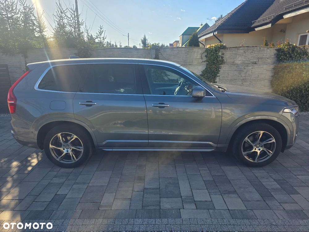 Volvo XC 90 - 4