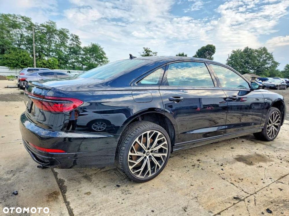 Audi A8 - 5