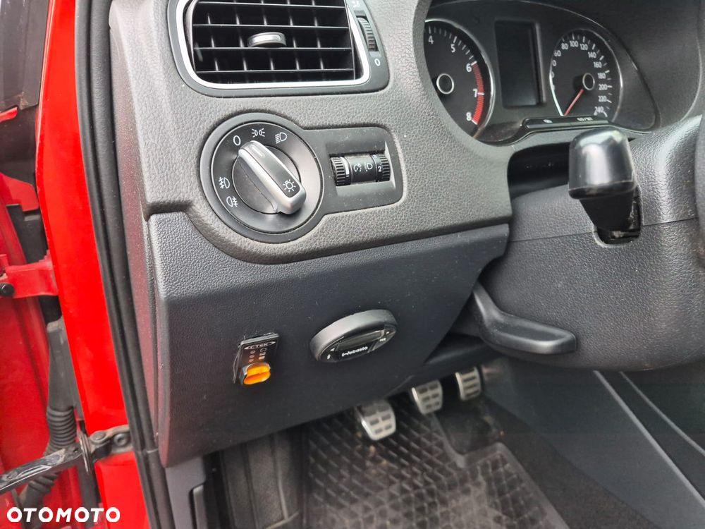 Volkswagen Polo - 10