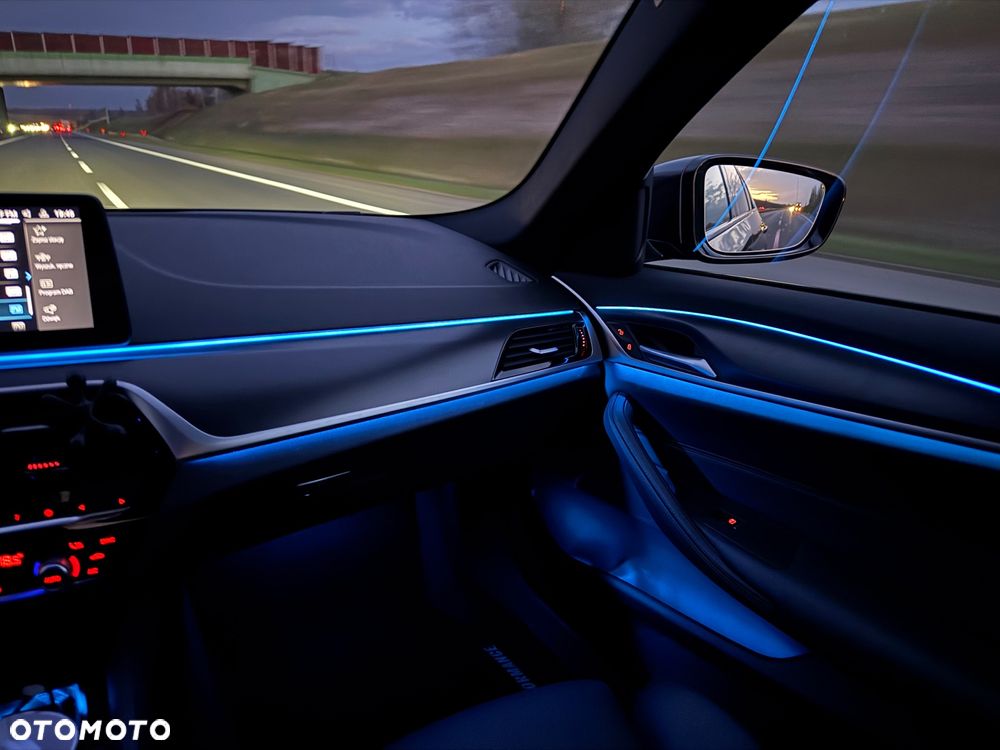 BMW Seria 5 530e xDrive M Sport Edition - 14