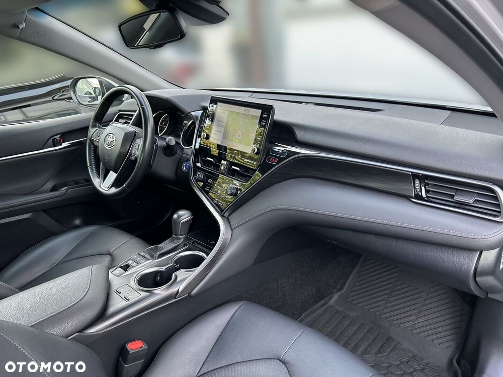 Toyota Camry 2.5 Hybrid Executive CVT - 20