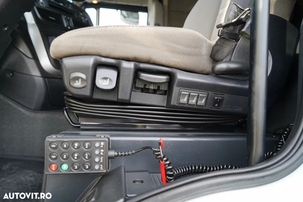 Iveco STRALIS 560 / 6X4 / PENTRU LEMN / PENTRU COPACI / PENTRU PĂDURE / REMORCĂ PALFINGER EPSILON / CAPACITATE DE RIDICARE - 5.250 KG - 26
