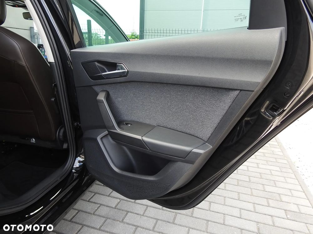 Seat Leon 1.5 eTSI Xcellence DSG - 32