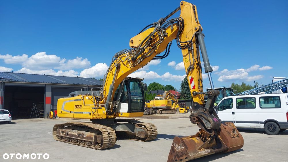 Liebherr R922 - 1