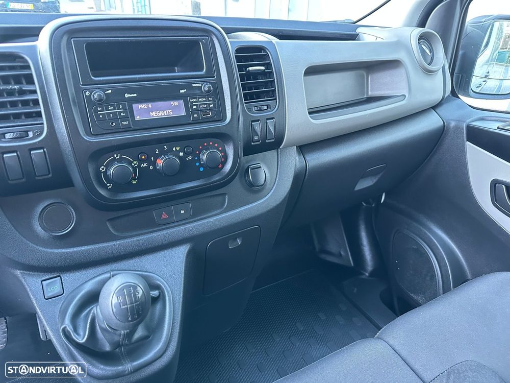 Renault Trafic 1.6 dCi L1H1 1.0T - 10