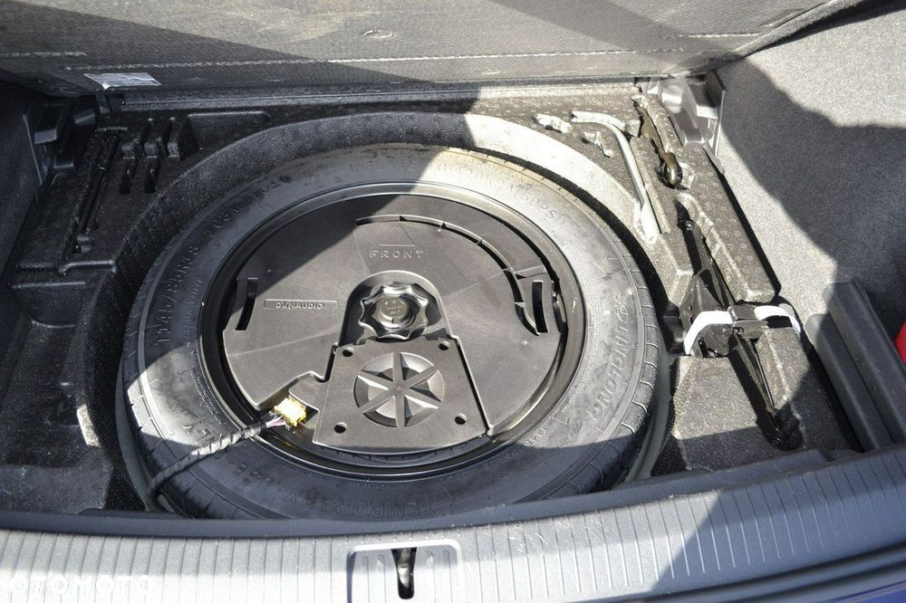 Volkswagen Tiguan - 18