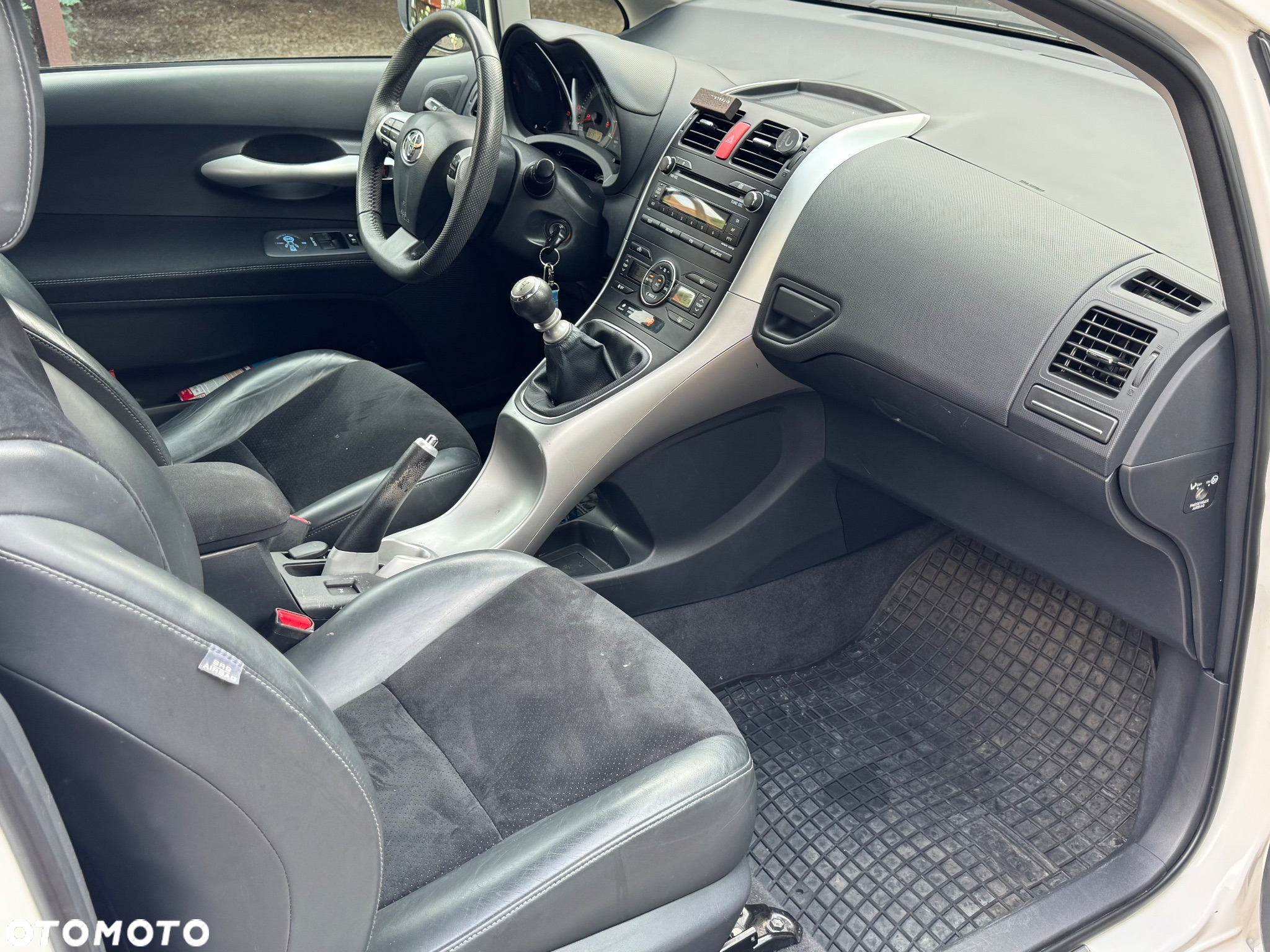 Toyota Auris 1.6 Dynamic - 11
