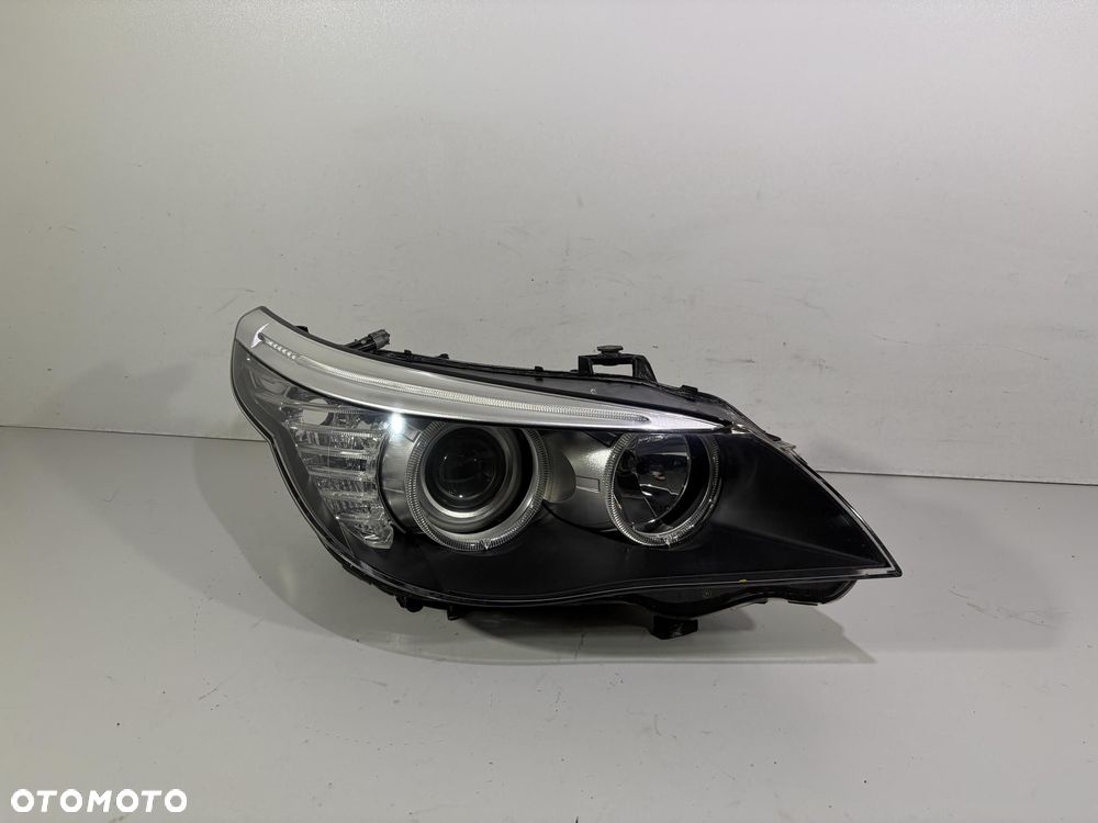 Bmw 5 e60 e61 lift fl lampa przód przednia prawa h7 europa eu - 1