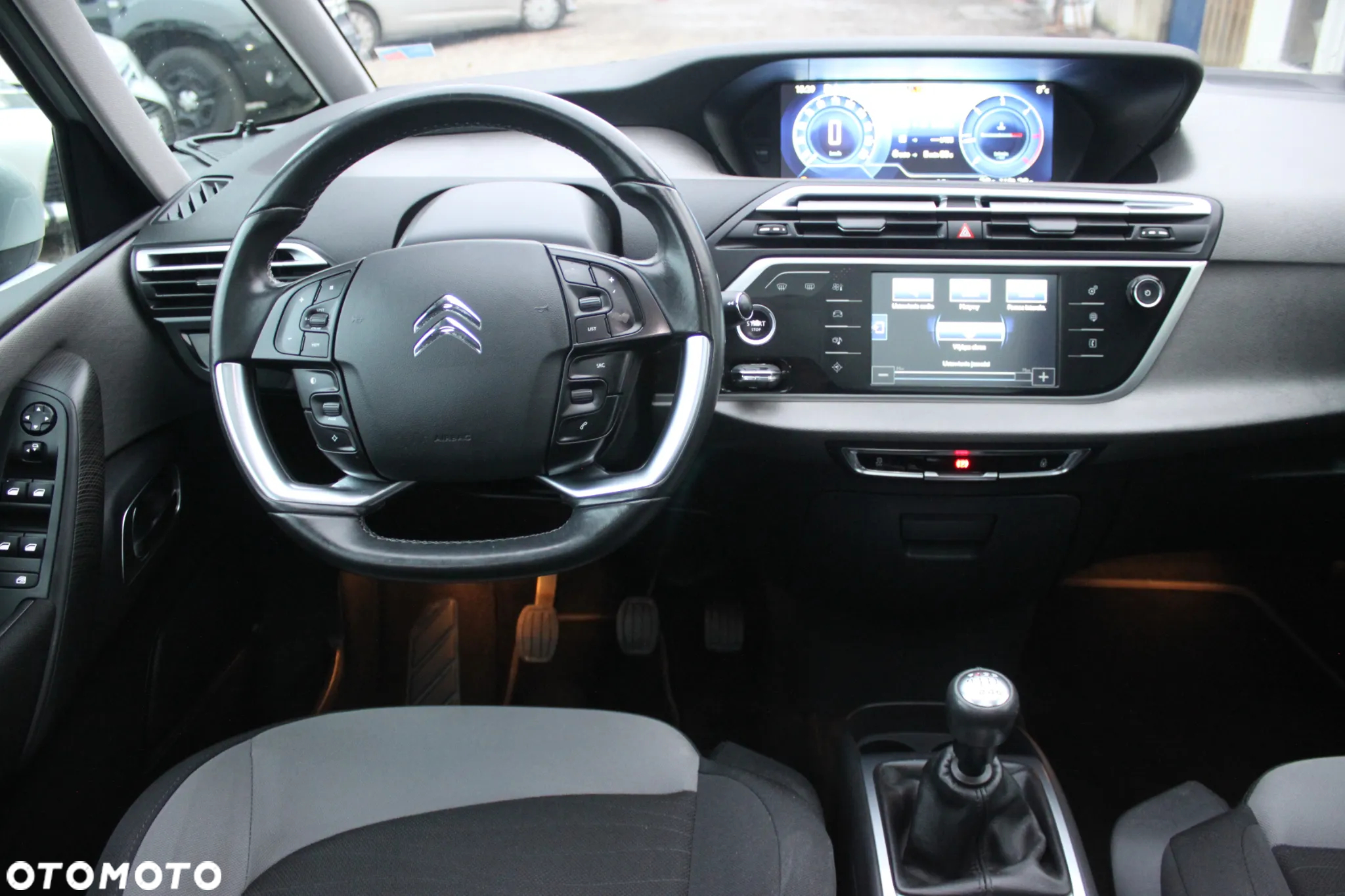 Citroën C4 Picasso - 19