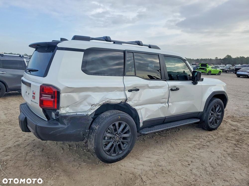 Toyota Land Cruiser - 4