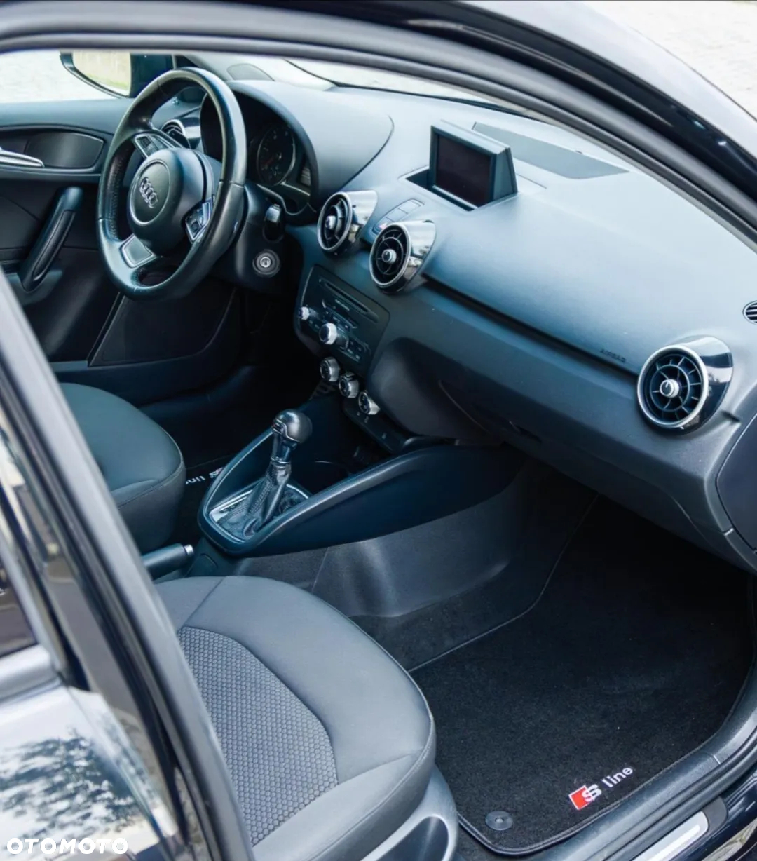Audi A1 1.6 TDI Sportback S tronic S line Sportpaket - 14