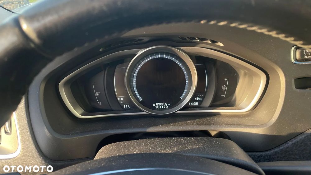 Volvo V40 D4 Inscription - 8