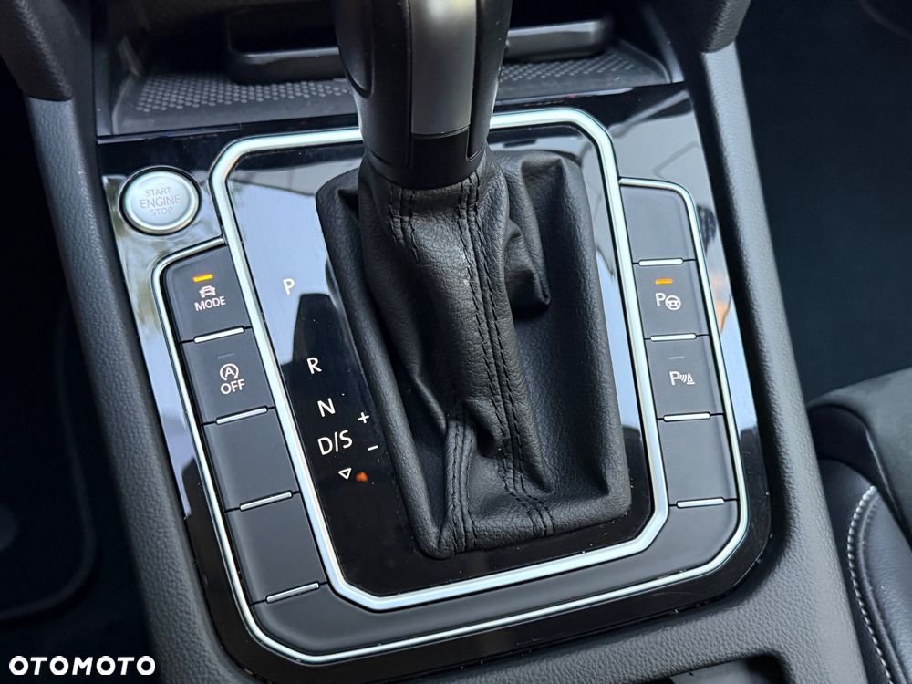 Volkswagen Passat 2.0 TDI EVO Elegance DSG - 29