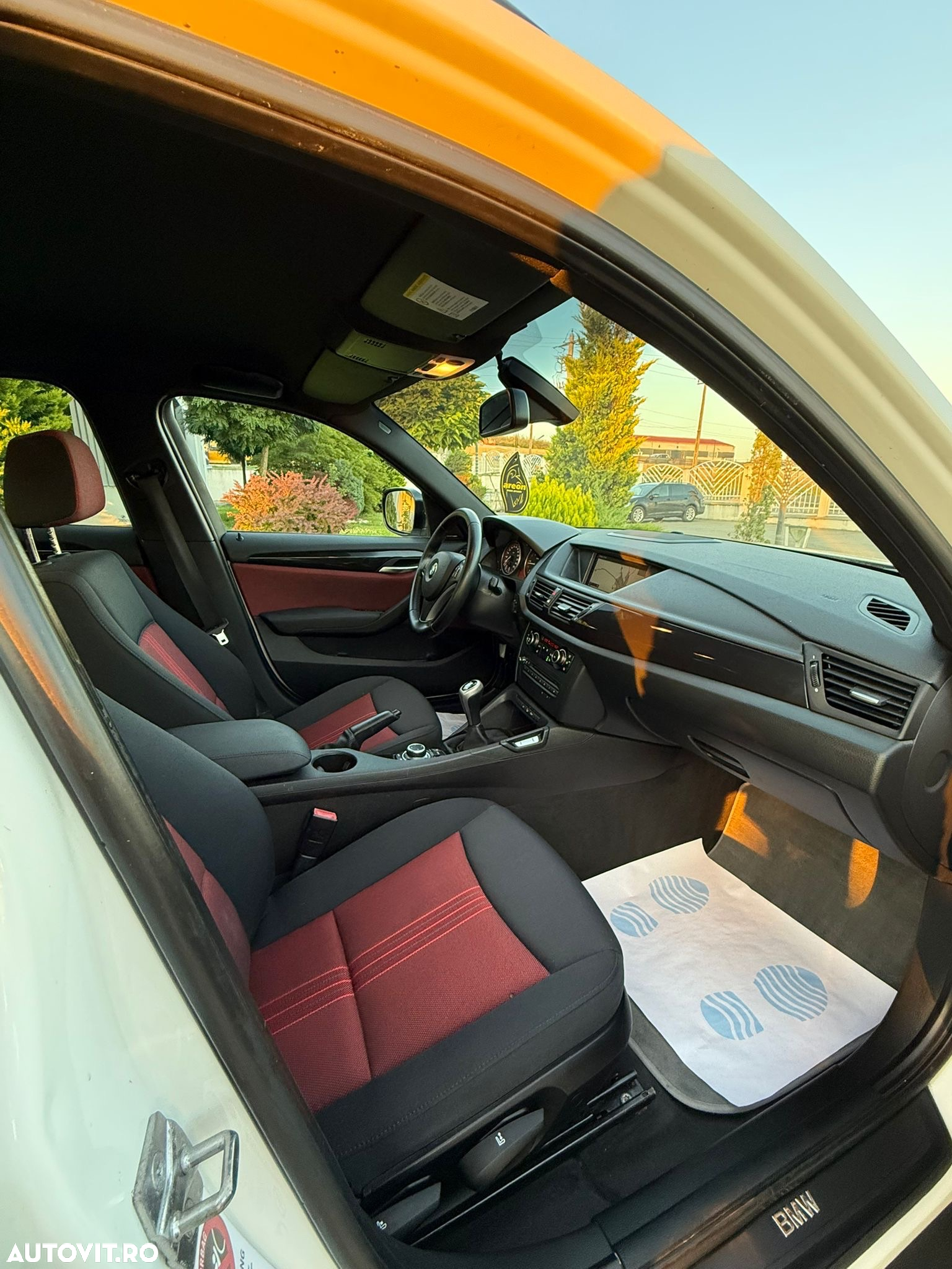 BMW X1 xDrive20d - 11