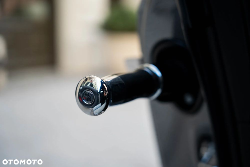 Rolls-Royce Wraith - 34